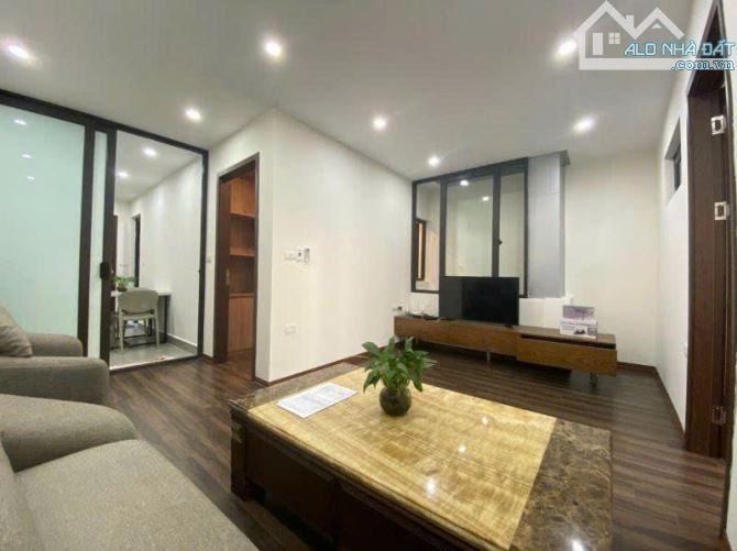 SIÊU PHẨM 9 TẦNG 140m MT 6m GIỮA LÒNG CẦU GIẤY KHÁCH XỊN, DOANH THU KHỦNG GIÁ CHỈ 36 TỶ - 7