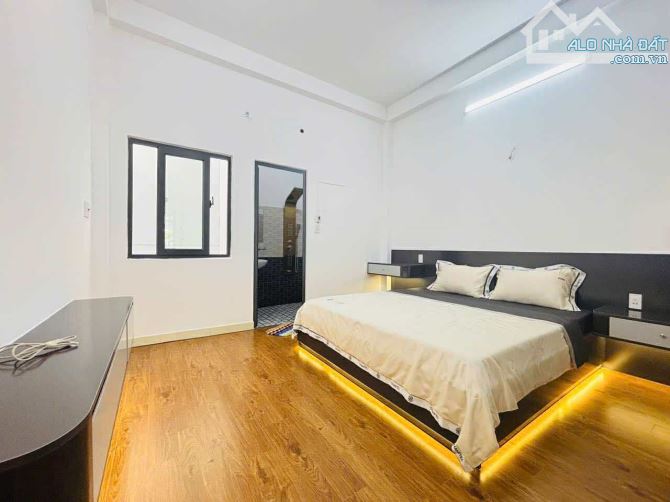 NHÀ 3 TẦNG BTCT TK HIỆN ĐẠI XINH LUNG LINH, 54M2, 4PN, 4WC, HXH, GẦN CHỢ HẠT ĐIỀU, 5.45 TỶ - 7