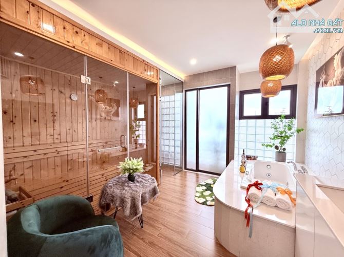 NHÀ 5 TẦNG THANG MÁY, XE HƠI NGỦ TRONG NHÀ - ĐƯỜNG PHẠM VĂN CHIÊU - DT56 M - GIÁ 9.9 TỶ - 8