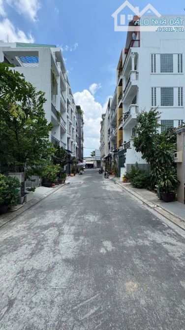 🏘️ 1/ LÊ QUÁT TÂN THỚI HOÀ TP - 71M2 - 4 TẦNG BTCT - HXH - 10,6 TỶ - 8