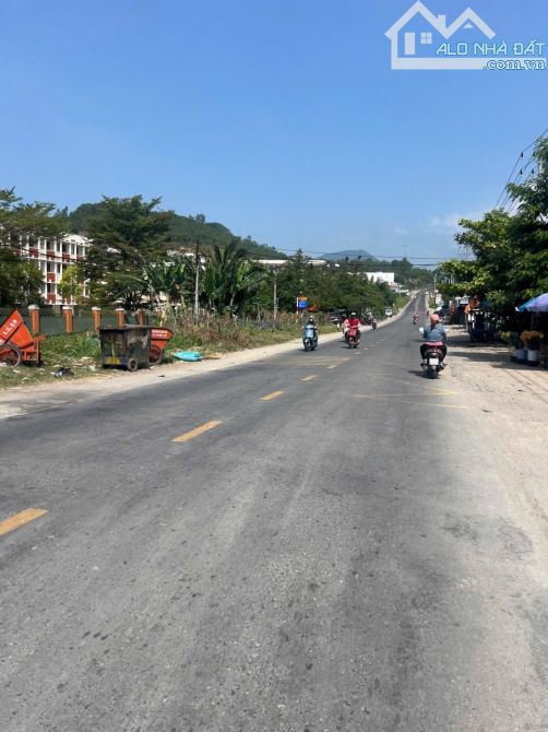 🌾BÁN NHÀ GIÁ TỐT 4 TẦNG HÒN NGHÊ 1-CẠNH ĐƯỜNG NGUYỄN XIỂN - 8
