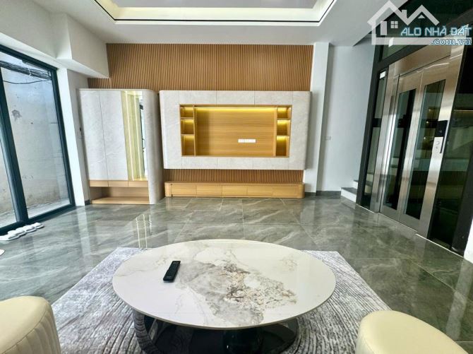 TÂY SƠN-ĐỐNG ĐA-41M2-6 TẦNG THANG MÁY-NHÀ ĐẸP Ở NGAY-GẦN NGÃ TƯ SỞ-CHỈ 13.8 TỶ - 8