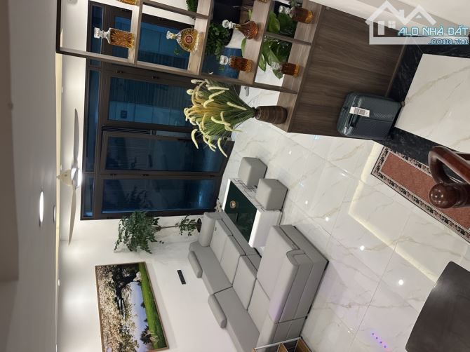 🌹🌹 5,6 tỷ - 40m2 - 4 TẦNG - HAI BÀ TRƯNG 🌹🌹 - 8