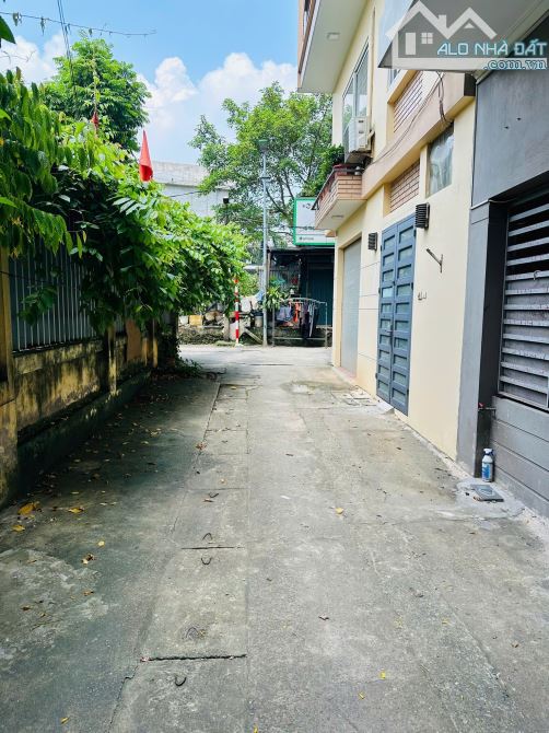 CẦN BÁN NHÀ NGÕ 90 PHÚC DIỄN - DT 51M2 - 5 TẦNG - MT 4.6M - GIÁ 12.9 TỶ - 8