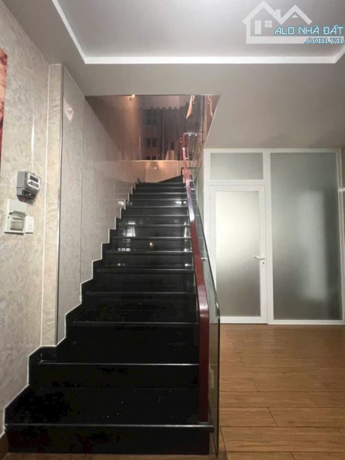 SIÊU PHẨM MẶT TIỀN NGAY D9AH CÔNG NGHIỆP 4 - NGANG 4M - 7PN,7WC KINH DOANH ĐA NGHÀNH NGHỀ - 8