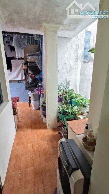 Văn Hương - Nhà dân xây chắc chắn - Có sân để xe riêng - Khách dọn về ở được ngay - 8