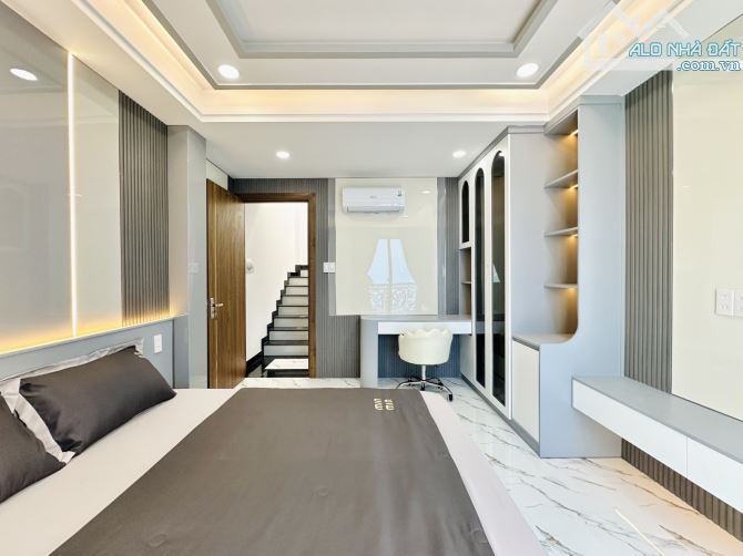 Nhà mới HXH sau căn MT Huỳnh Khương An P.An Nhơn 5 tầng giá 9.8 tỷ - 8