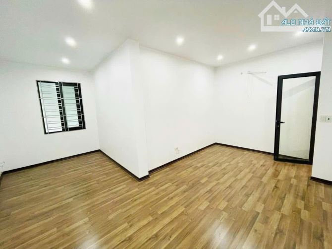 Cực hiếm nhà 4 tầng 44,3m2 đường thông oto đỗ cửa ngay quận ủy Hồng Bàng - 9