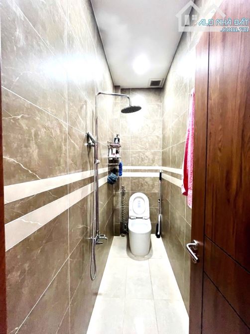 🏡NHÀ 2 TẦNG GIÁP TÂN PHÚ - LÊ VĂN QUỚI - NGÃ TƯ 4 XÃ - 56M2 - NHỈNH 5 TỶ TL. - 9