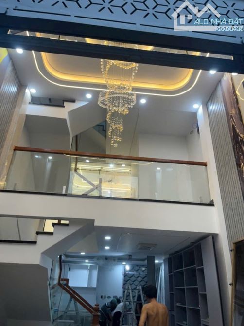 NHÀ MỚI LUNG LINH  Dt 60M2  5 TẦNG NGANG  LỚN 4.5 Bình Hưng Hòa A Bình Tân - 9