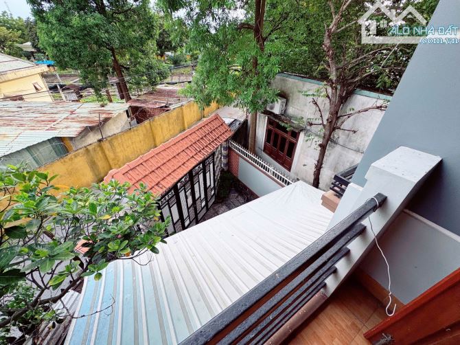 113M2 NHÀ 3 TẦNG 2 MẶT KIỆT OTO 6M DUY TÂN - 9