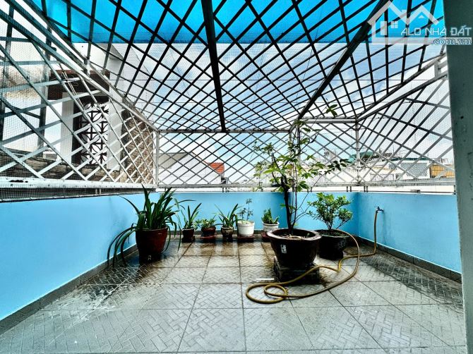 Gần chợ Bà Chiểu! HXH 5m trải nhựa sát MT Lê Quang Định - 4.8x12m nở hậu - 5tầng - 4PN. - 9