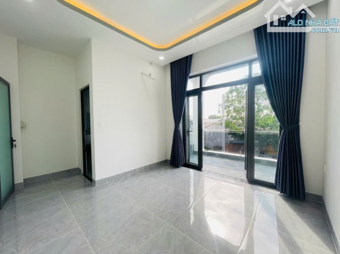 Bán Nhà Mới 1 Trệt 1 Lầu 3 Phòng Ngủ Giáp Hóc Môn, 125m2, Sổ Hồng Riêng - 9