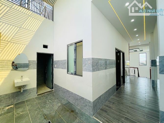 Bán Sổ Hồng Riêng Giáp Hóc Môn, 1T1L 3 Phòng Ngủ, 144m2, Sổ Hồng Riêng - 9