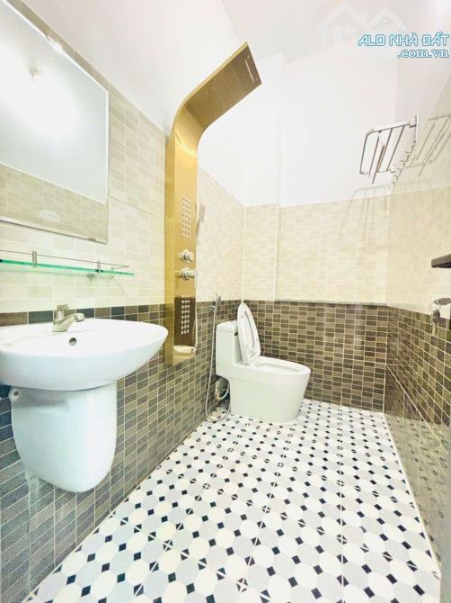 NHÀ 3 TẦNG BTCT TK HIỆN ĐẠI XINH LUNG LINH, 54M2, 4PN, 4WC, HXH, GẦN CHỢ HẠT ĐIỀU, 5.45 TỶ - 9