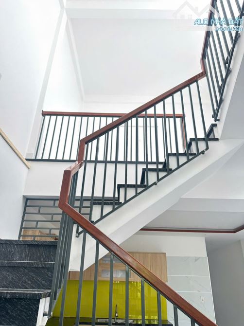 Bán nhà 2 tầng đường 5m5 Ngũ Hành Sơn cách FPT 5 phút - 9