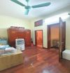 BÁN GẤP NHÀ PL NGÕ 1150 ĐƯỜNG LÁNG,ĐỐNG ĐA.DT: 110M2,MT:5,5M.7 CHỖ VÀO NHÀ,Ô TÔ THÔNG
