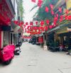Ngọc Khánh, Ba Đình - Nhà đẹp dân xây - 20m ra phố - 24m * 5 tầng - 6,5 tỷ