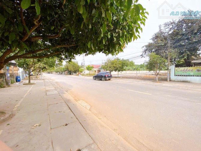 Bán gấp lô đất 2 mặt tiền hồ văn huê phước tân kinh dianh tốt  giá tốt quá rẻ