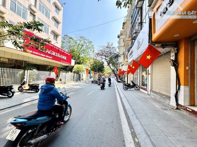 Bán nhà Đặng Văn Ngữ, 2 ô tô tránh, nhà mới, thang máy, kinh doanh,45 tỷ
