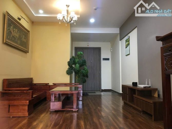 Cho thuê căn hộ chung cư CT36 Lê Trọng Tấn 115m2 2pn 2wc full nội thất 13.5tr