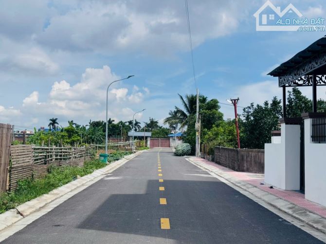 Chính chủ gửi bán lô đất mặt đường TDP Lương Quán. 72.5m ngang 4.5m hướng ĐB Đường nhựa 7m
