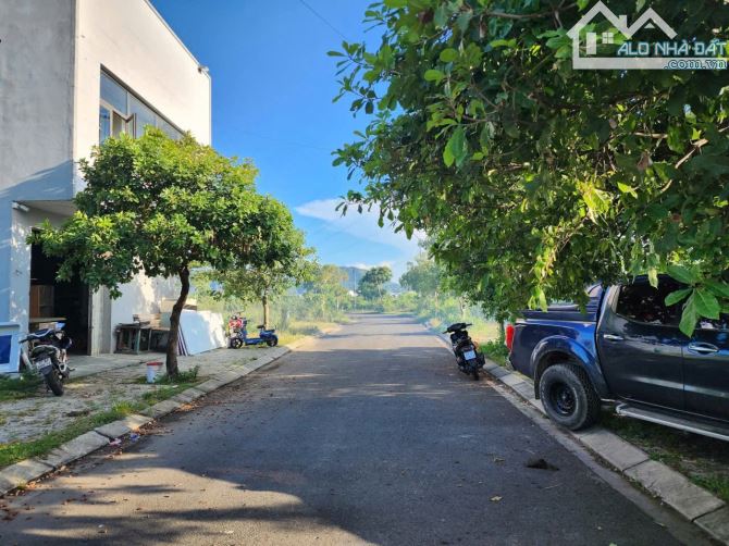 📌📌📌LÀM VIỆC TRỰC TIẾP GIÁ TỐT !!! Bán lô góc 2 mặt tiền khu golden hill