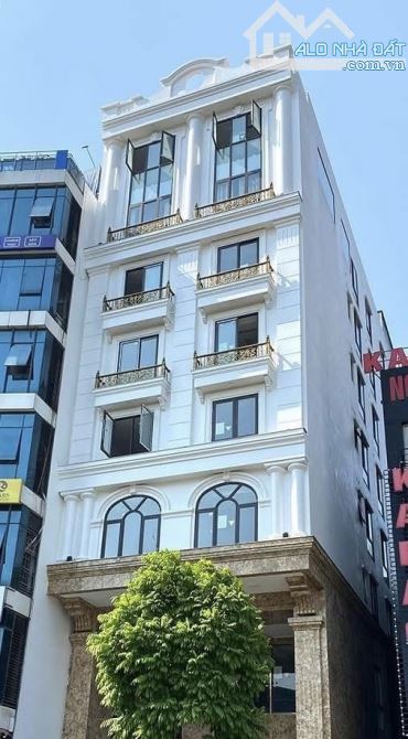 Bán toà khách sạn Đại Cồ Việt 9T, 175m2, 132 tỷ, thu về 250 triệu/tháng
