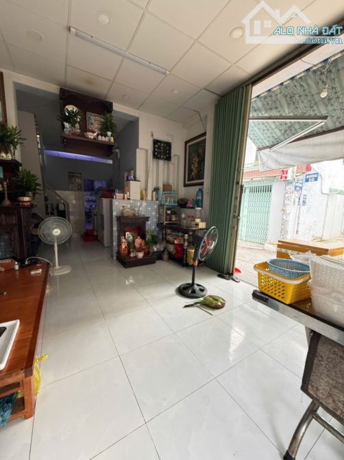 Nhà LÔ GÓC - Giáp Tân Phú - DT 56M 2 Tầng Gía Đầu Tư 3,6Ty Sổ Riêng A4