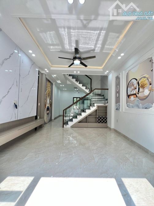 BÁN NHÀ 3 TẦNG NEW 100% 42m² CHỈ 2,5 TỶ NGUYỄN TRUNG THÀNH, HÙNG VƯƠNG–HỒNG BÀNG-HẢI PHÒNG