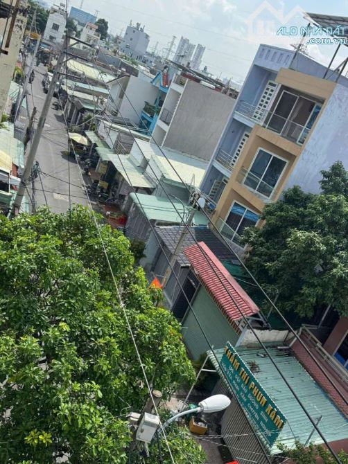 BÁN KHÁCH SẠN TÔ KÝ-Q12, DÒNG TIỀN 45TR/THÁNG ~DT 133M2 , GIÁ 13,5 TỶ