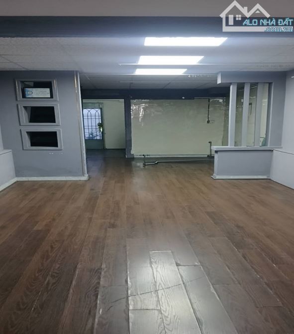 Bán nhà hẻm 8m KD, Nguyễn Trãi, Nguyễn Cư Trinh, Q1, 48m2, 2 tầng, giá rẻ