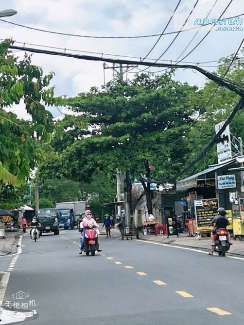 CHÍNH CHỦ GỞI BÁN GẤP NHÀ MẶT TIỀN KINH DOANH TRẦN THỊ BÓC THỊ TRẤN HM GIÁ TỐT.