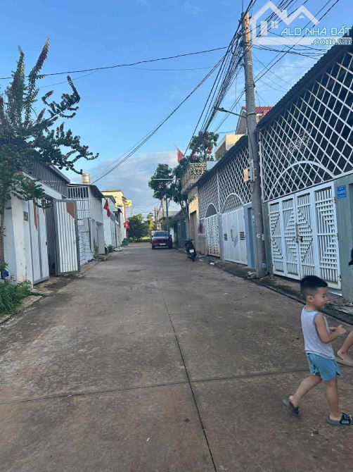Bán nhà cấp 4 khu Thành Đồng , Y Moan , BMT