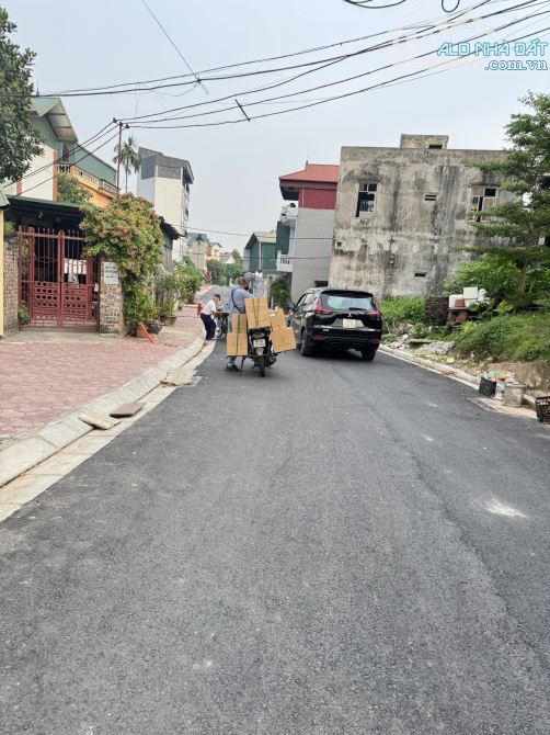 BÁN NHÀ 5 TẦNG BÁT KHỐI LONG BIÊN TẶNG FULL NỘI THẤT - CHỈ HƠN 5 TỶ XÍU