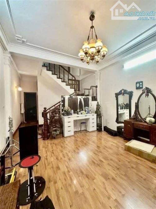 Phân lô siêu hiếm Đặng Thùy Trâm, ô tô tránh, thông bàn cờ, nội thất gỗ xịn, ở và kinh