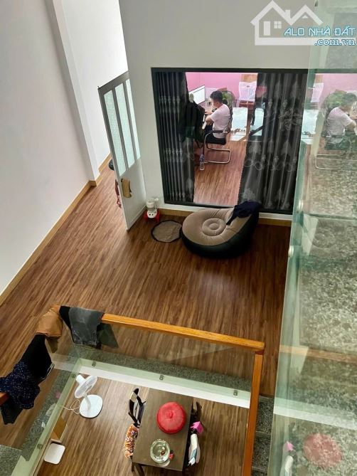 Bán nhà 3 tầng 3 mê đường Lê Thiệt, 72m2, giá 5,xtỷ, P. Hòa Minh, Q. Liên Chiểu, TP. Đà Nẵ