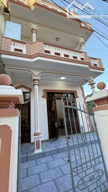 CHO THUÊ NHÀ 2 TẦNG KIỆT Ô TÔ ĐẶNG HUY TRỨ, TP HUẾ