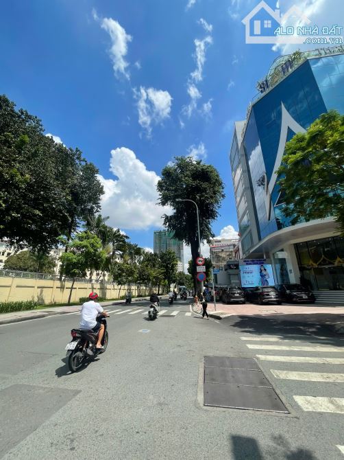 CHỈ 1 CĂN DUY NHẤT - Nhà Mặt tiền Trần Phú, P. An Đông | DT: 8X18m, 5 Tầng | Dòng tiền cao