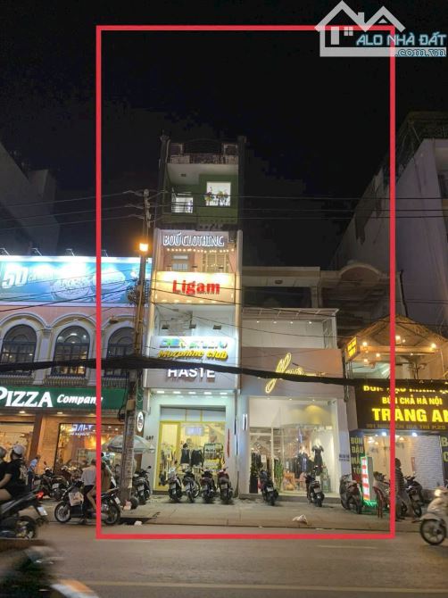 Chính Chủ 1 Đời- Bán Gấp Mặt tiền Nguyễn Gia Trí-DT: 8x20m - XD :Hầm 7Tầng - Gía : 78Tỷ TL