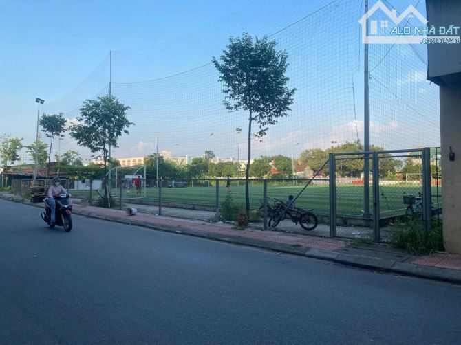 Bán lô đất Tân Hồng Từ Sơn dt 96m mt 6m hướng b giá 4.4 tỷ