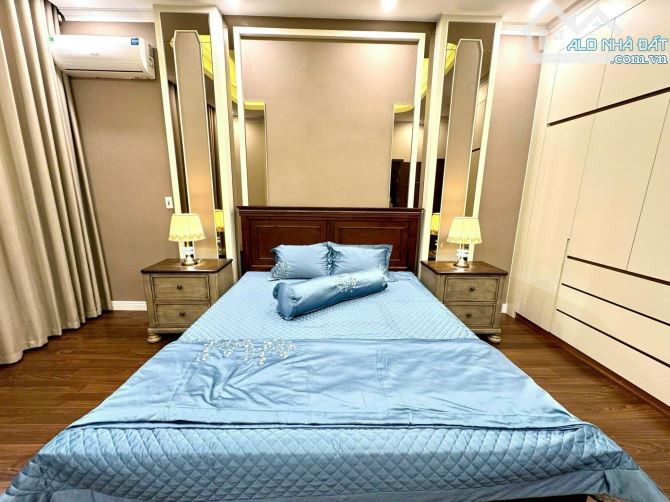 Bán gấp nhà riêng, đẹp long lanh ngõ 181 trần phú Hà Đông 35m, lô góc, giá siêu đầu tư