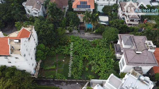BÁN ĐẤT BIỆT THỰ NGUYỄN VĂN HƯỞNG-THẢO ĐIỀN 485 M2 GIÁ 116,5 TỶ