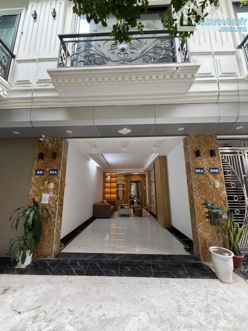 Cho thuê nhà đẹp, full đồ, thang máy Phùng Chí Kiên, Cầu Giấy. DT 45m2, 6 tầng. 25 tr