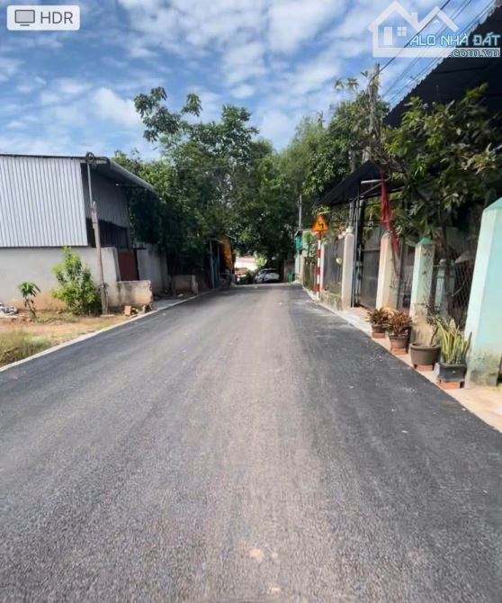 ĐẤT TƯƠNG BÌNH HIỆP  DT: 6,7 x 35m, nở hậu 28,4m