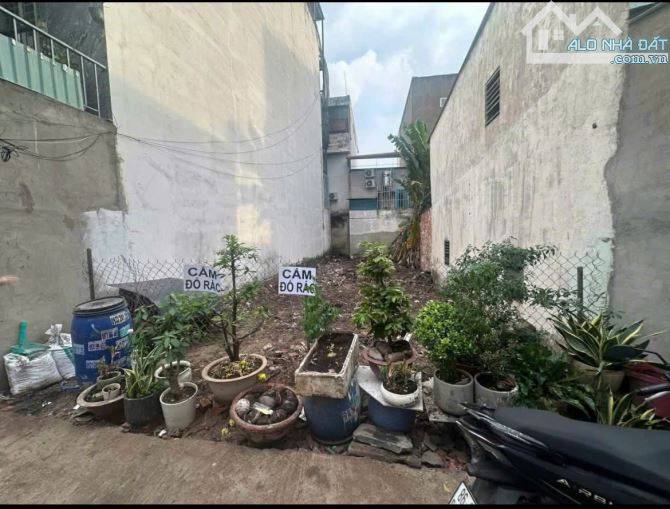 Bán đất full thổ cư ngay chợ Hóc Môn, 76m2 SHR giá 1,75 tỷ