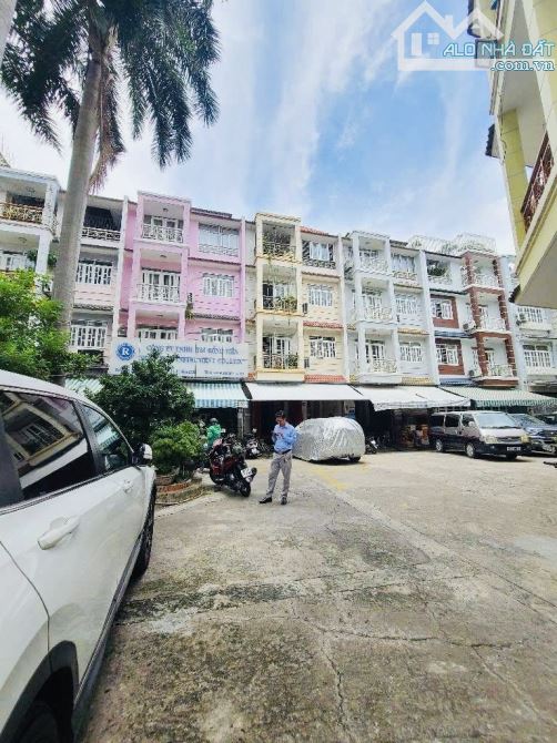 Bán Gấp Khu Compou Siêu Vip Ngay Eaon Tân Phú Dòng Tiền 40tr/tháng