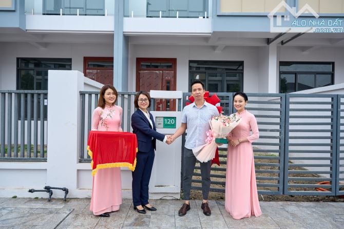 Duy nhất 1 cuối cùng- liền kề 2 mặt đường Saphia Gem - 140m - 7,5 tỷ (Trực tiếp Chủ Đầu Tư