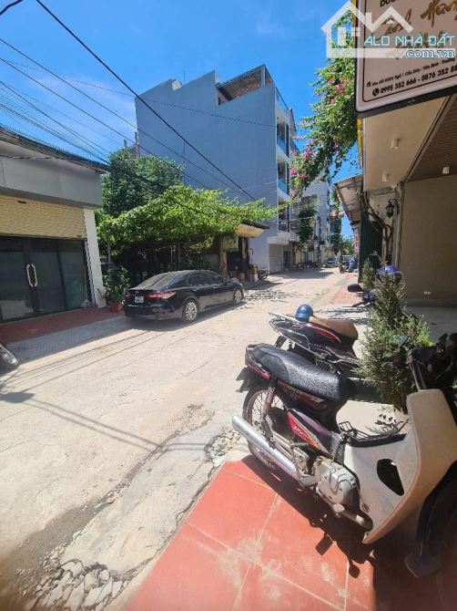 Bán nhà Cầu Dừa, Thường Tín, phân lô ô tô đỗ cửa, ngõ thông vòng quanh 60 m2, 8 tỷ 500