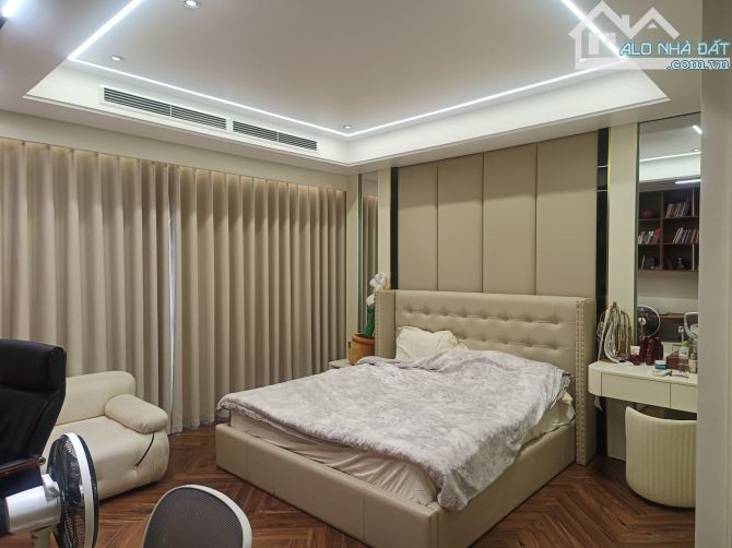 CĂN HỘ CAO CẤP TÒA C’LAND – 81 LÊ ĐỨC THỌ – 152M² – 11.6 TỶ